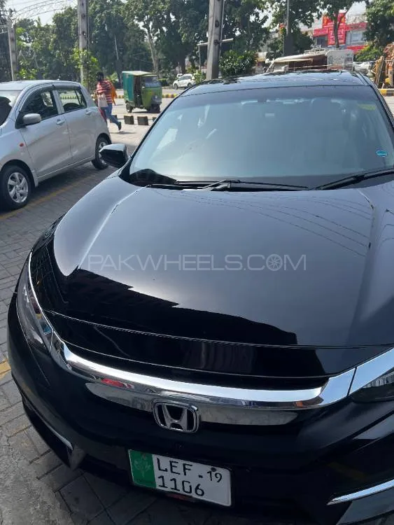 Honda Civic 2019 for Sale in Lahore Image-1