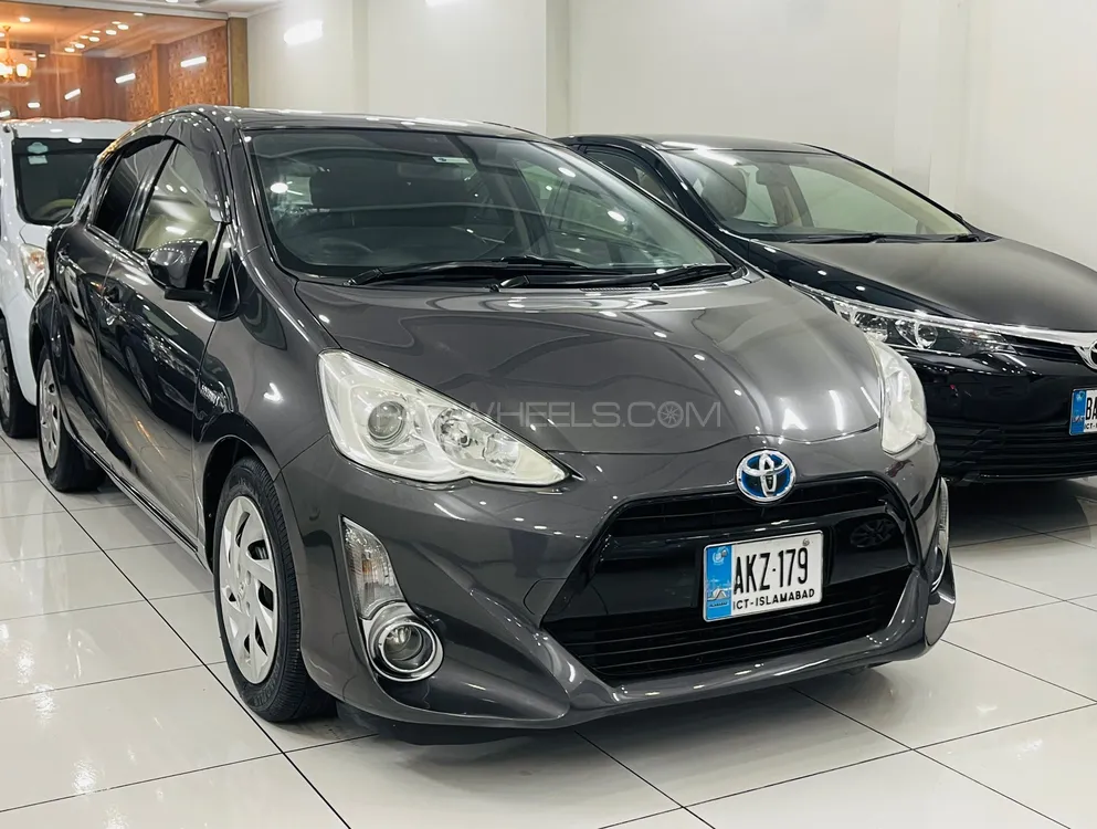 ٹویوٹا اکوا 2015 for Sale in اسلام آباد Image-1