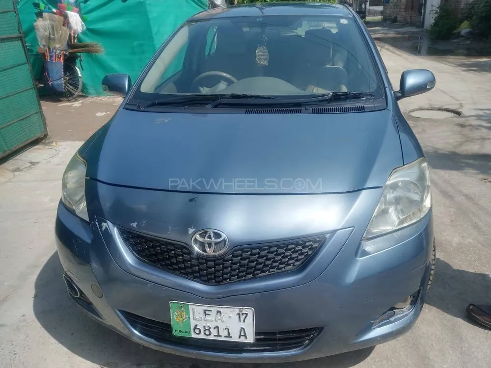 Toyota Belta 2012 for Sale in Lahore Image-1