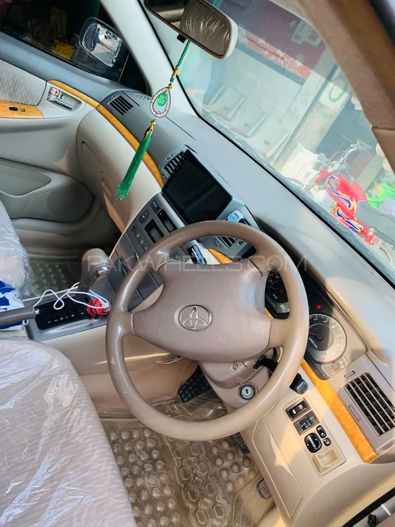 Toyota Corolla 2004 for Sale in Peshawar Image-1