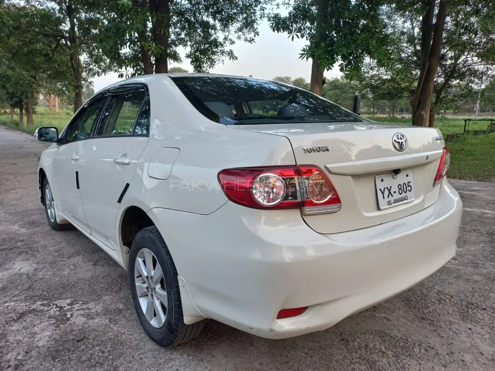 Toyota Corolla 2011 for Sale in Gujranwala Image-1