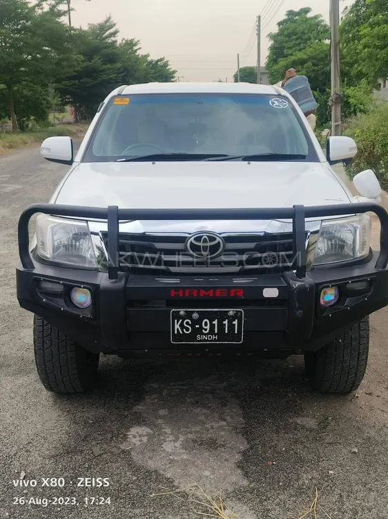Toyota Hilux 2010 for Sale in Faisalabad Image-1