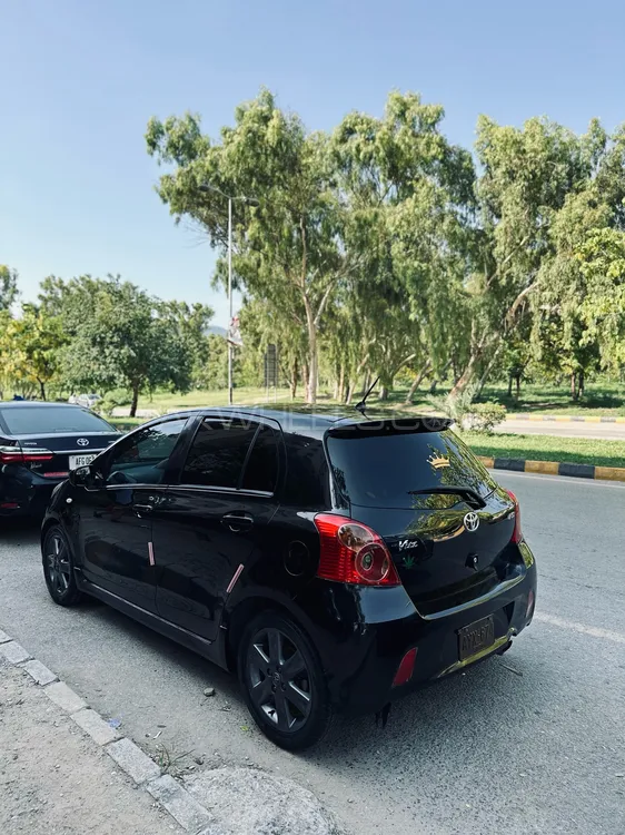 Toyota Vitz 2007 for Sale in Islamabad Image-1