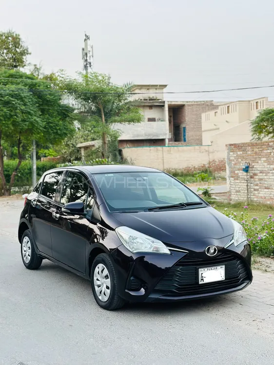 Toyota Vitz 2018 for Sale in Multan Image-1
