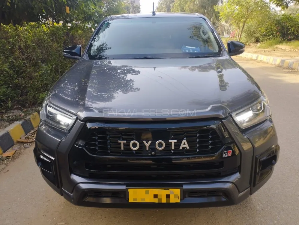 Toyota Hilux 2023 for Sale in Karachi Image-1