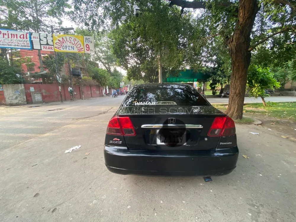 Honda Civic 2004 for Sale in Lahore Image-1