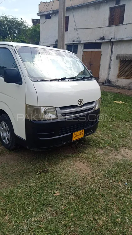 Toyota Hiace 2008 for Sale in Sarai alamgir Image-1