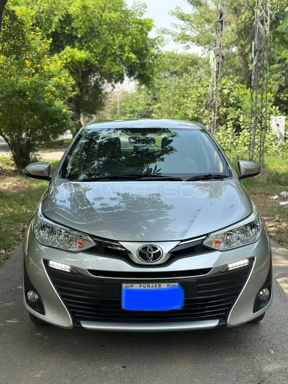 Toyota Yaris Sedan 2021 for Sale in Lahore Image-1