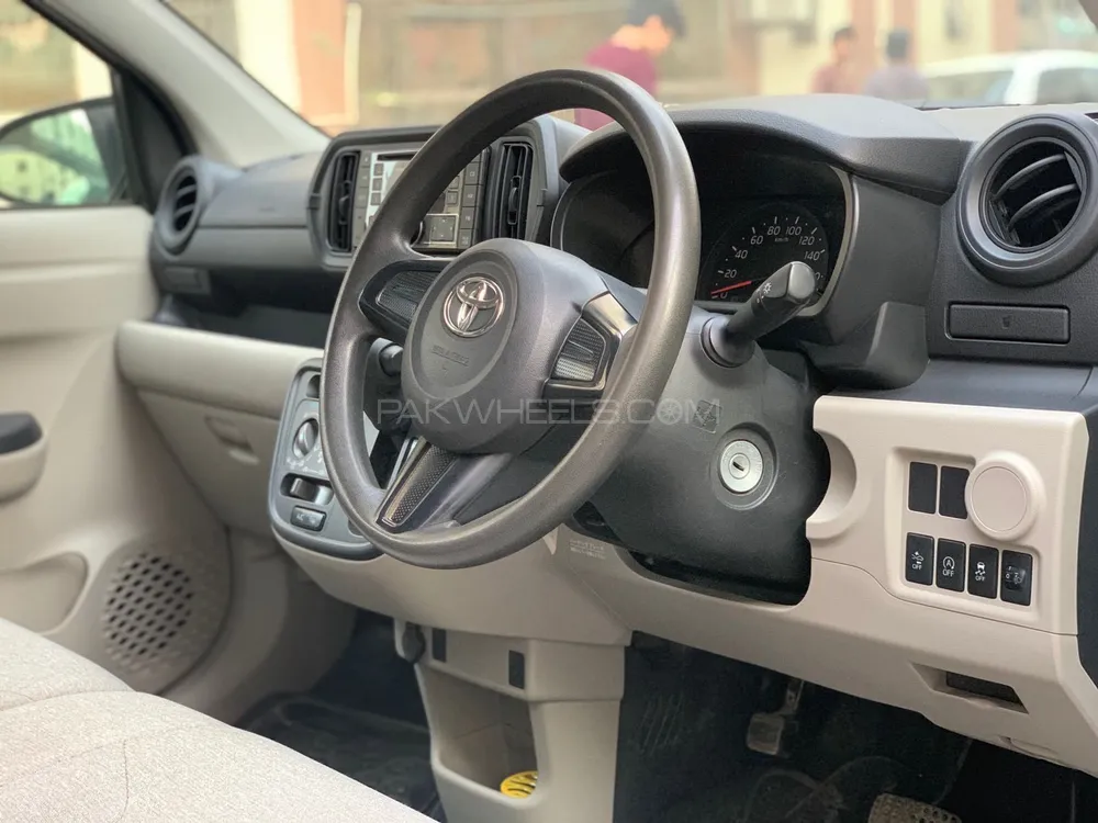 Toyota Passo 2018 for Sale in Karachi Image-1
