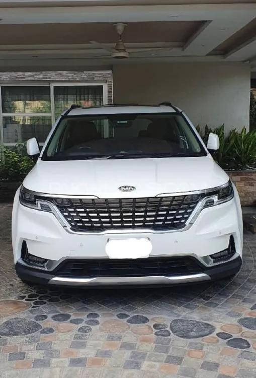 KIA Carnival 2021 for Sale in Lahore Image-1