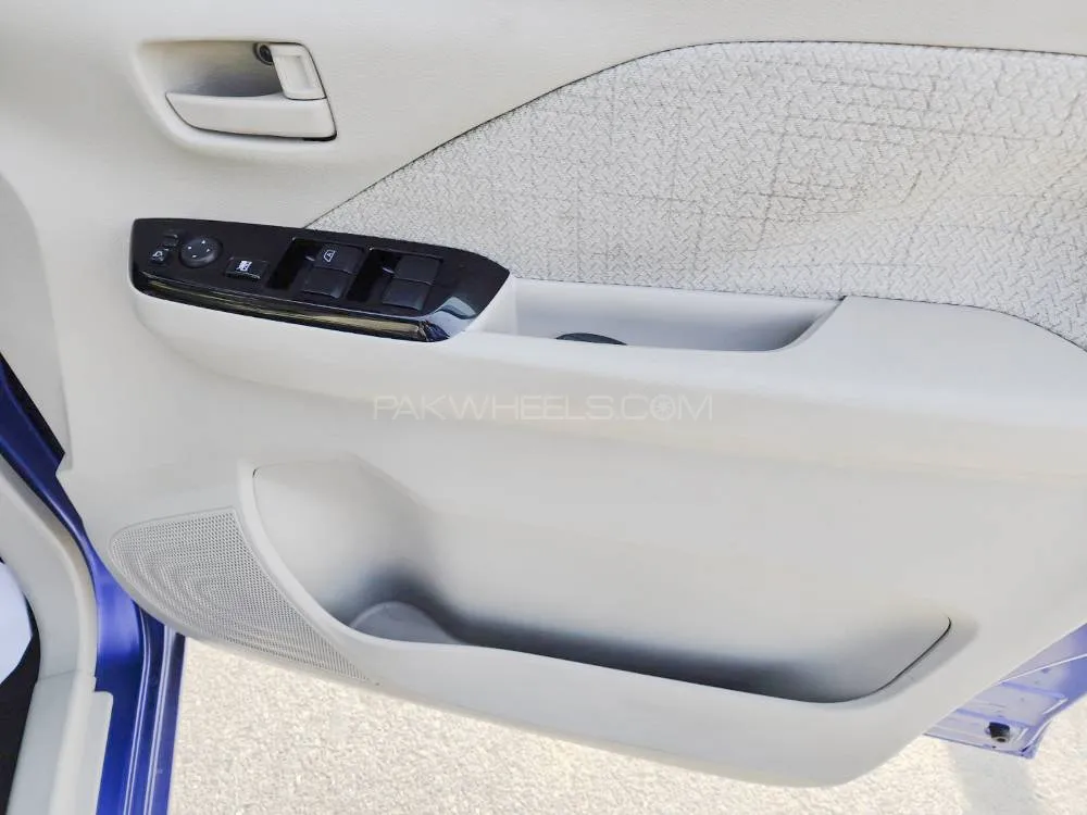 نسان ڈیز 2022 for Sale in لاہور Image-1