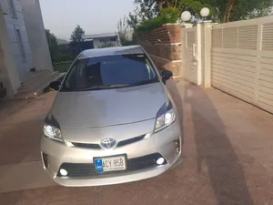Toyota Prius S LED Edition 1.8 2014 for Sale