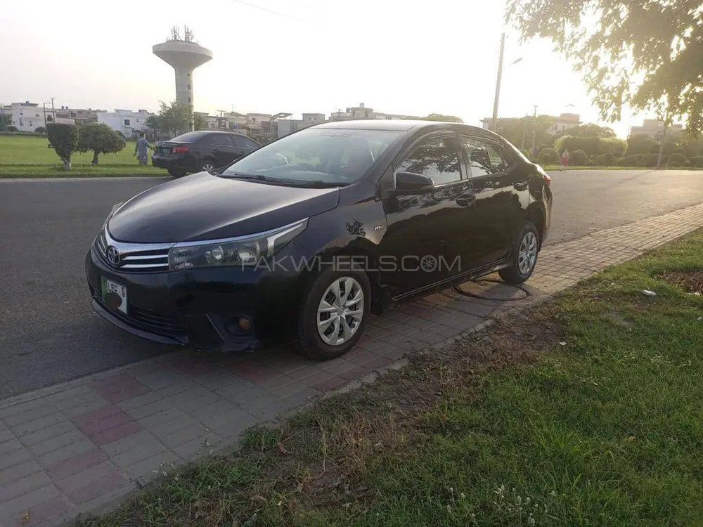 Toyota Corolla 2014 for Sale in Lahore Image-1