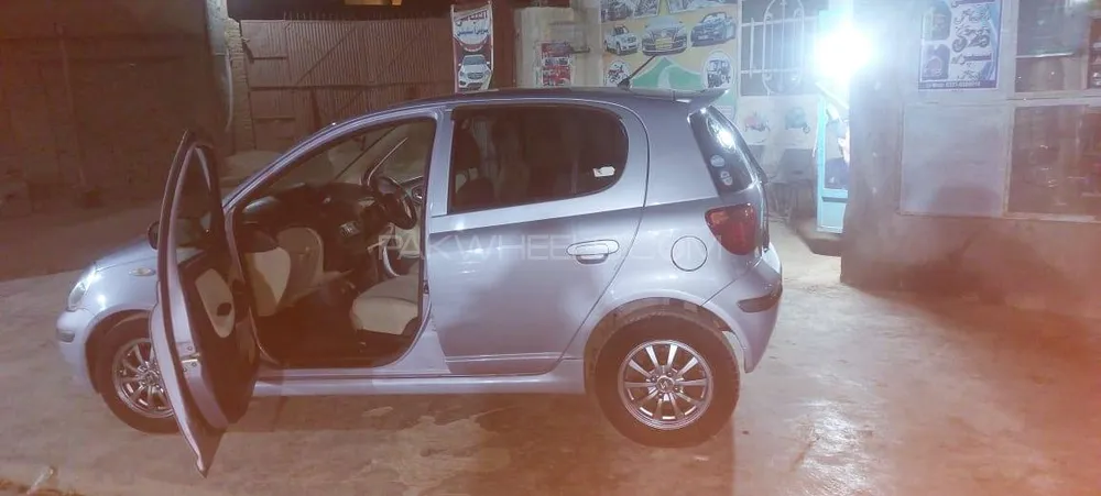 ٹویوٹا ویٹز 2004 for Sale in کوئٹہ Image-1