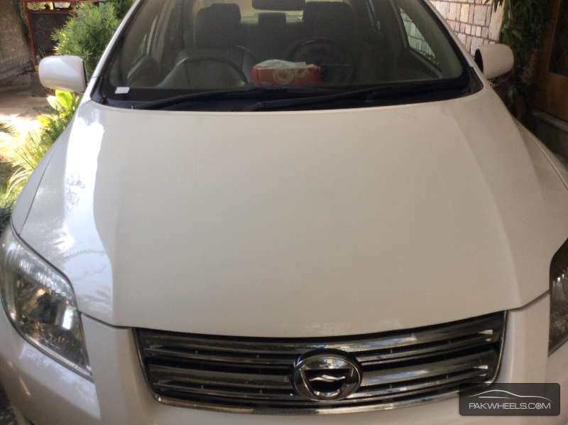 Toyota Corolla Axio 2007 for Sale in Wah cantt Image-1