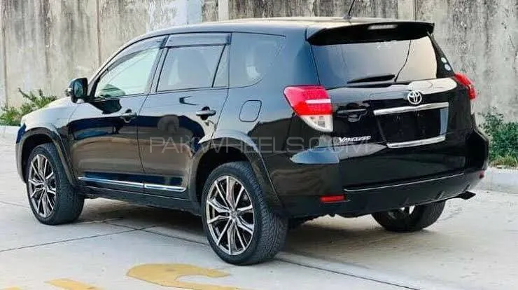 Toyota Rav4 2007 for Sale in Multan Image-1