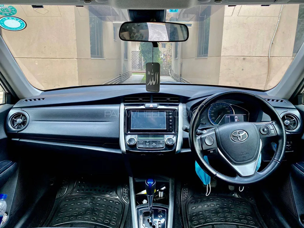 Toyota Corolla Fielder 2015 for Sale in Sargodha Image-1