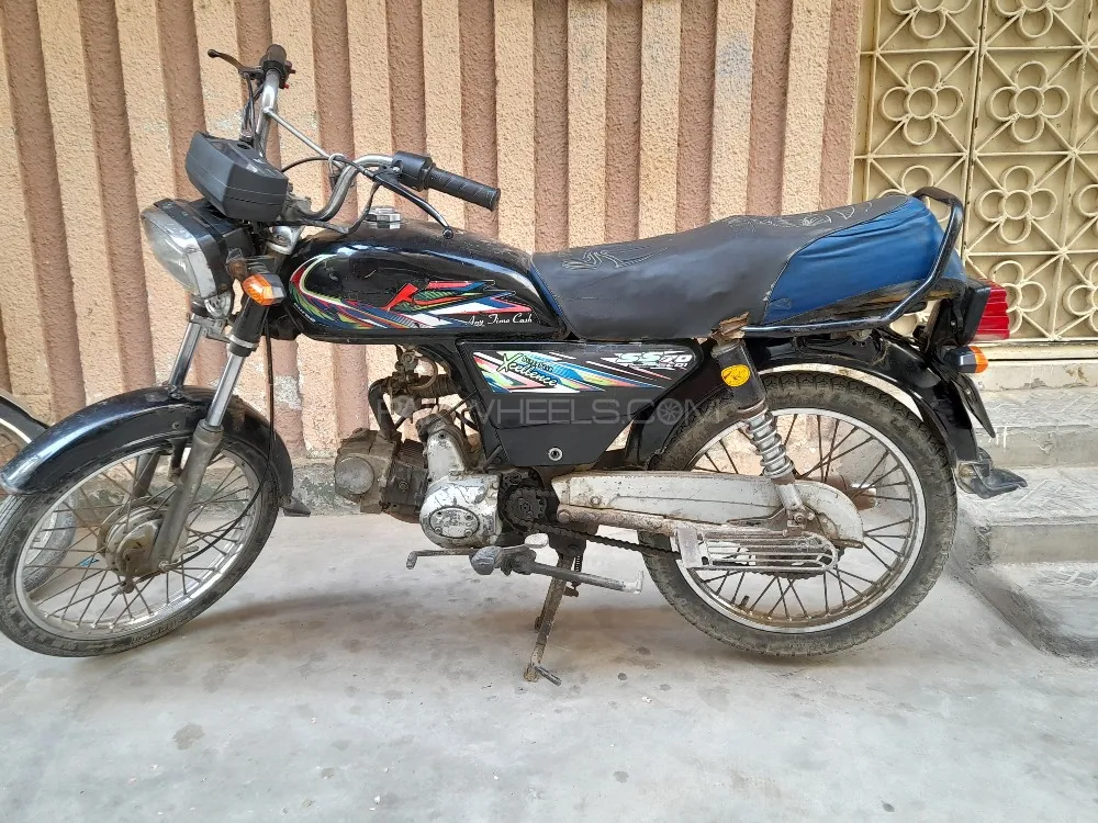 Suzuki 100 2004 for Sale Image-1