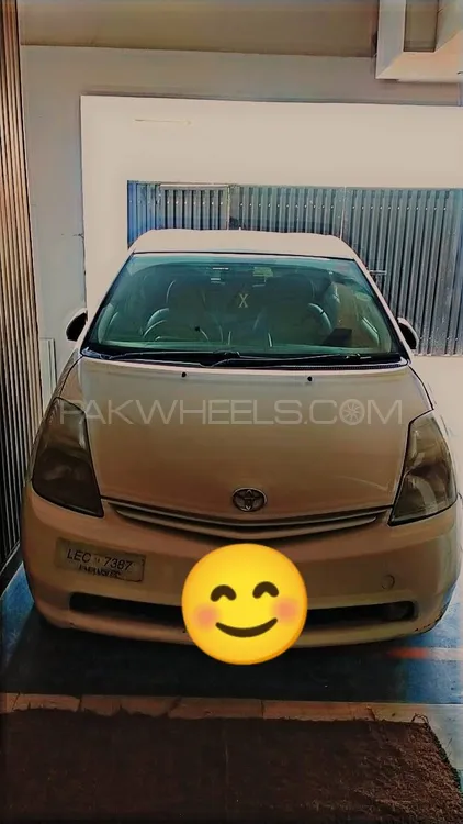 Toyota Prius 2014 for Sale in Lahore Image-1