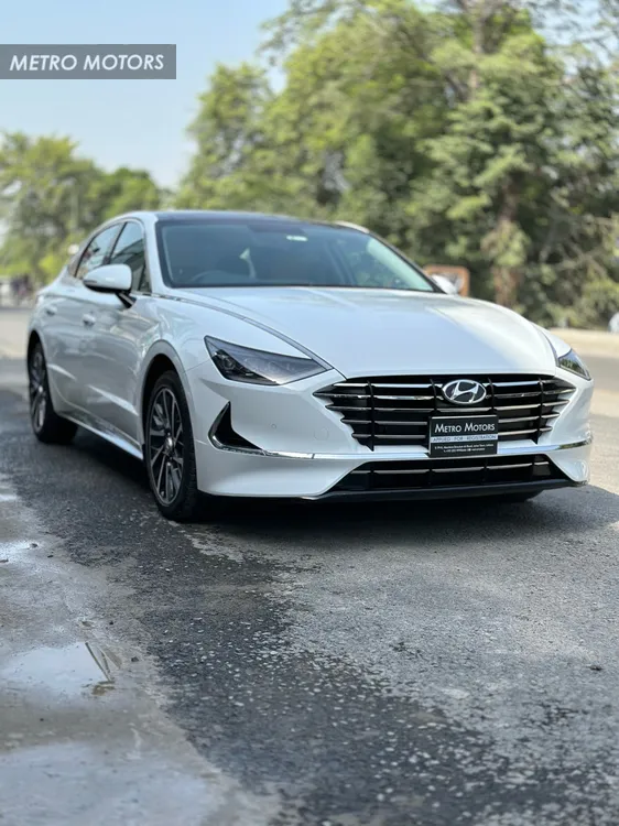 Hyundai Sonata 2022 for Sale in Lahore Image-1