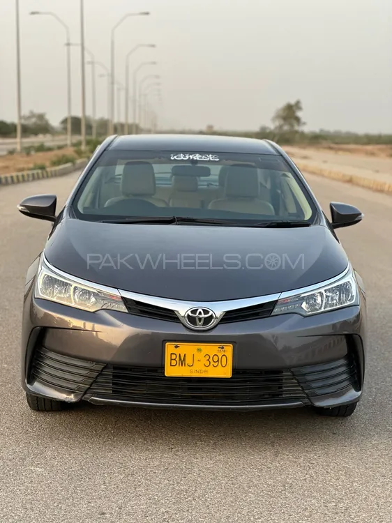 Toyota Corolla 2018 for Sale in Karachi Image-1
