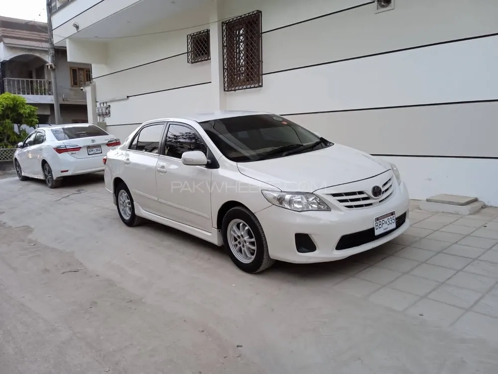 Toyota Corolla 2014 for Sale in Karachi Image-1