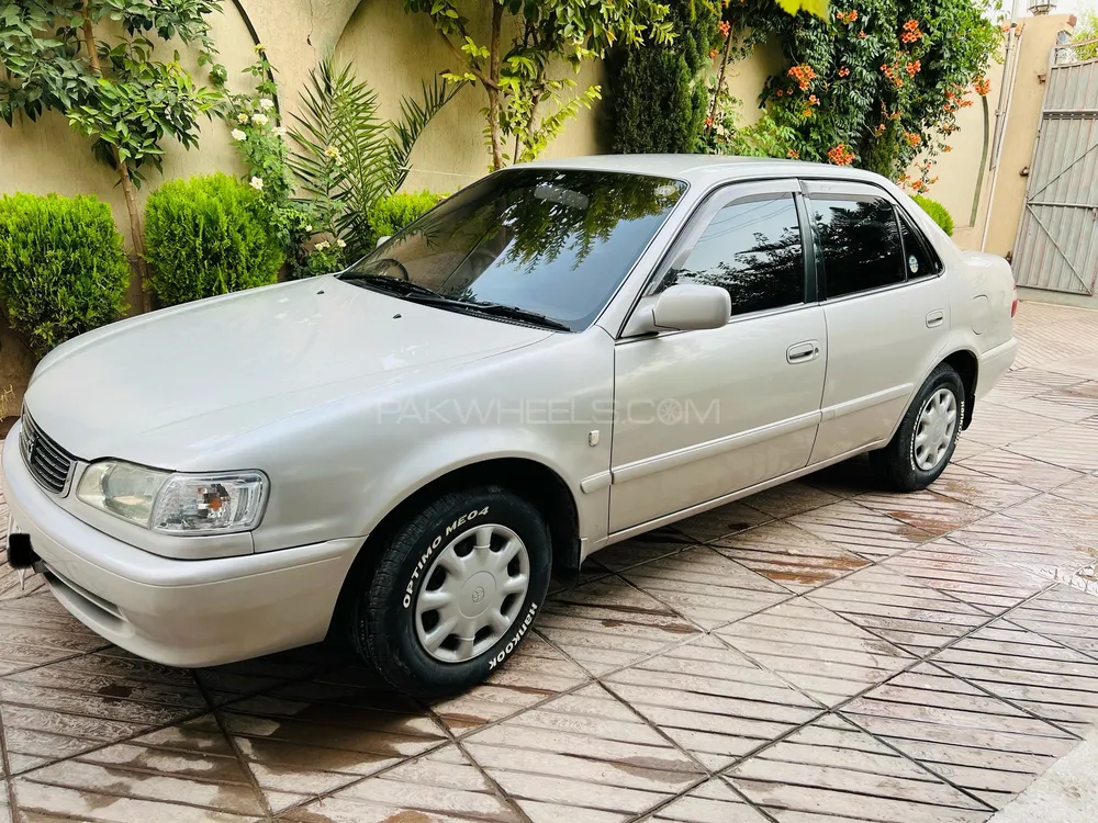 Toyota Corolla 1998 for Sale in Peshawar Image-1