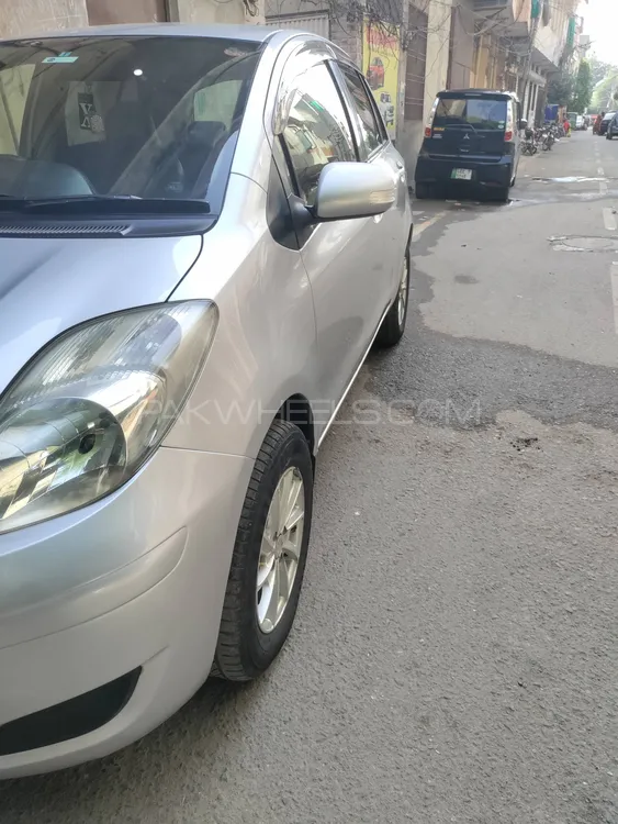 Toyota Vitz 2008 for Sale in Lahore Image-1