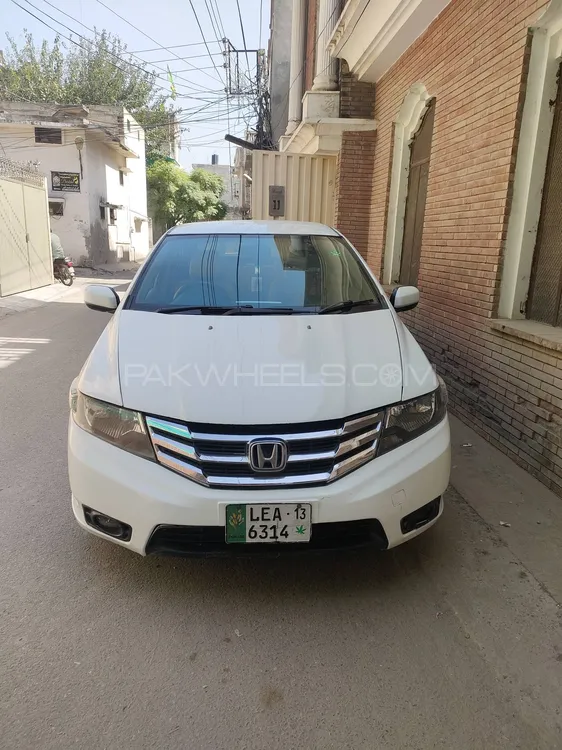 Honda City 2013 for Sale in Lahore Image-1