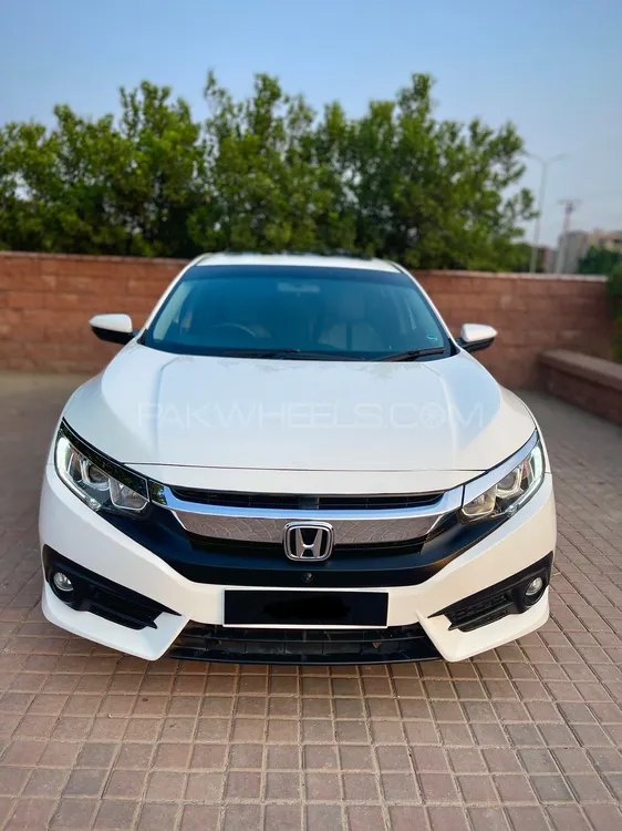 Honda Civic 2017 for Sale in Faisalabad Image-1