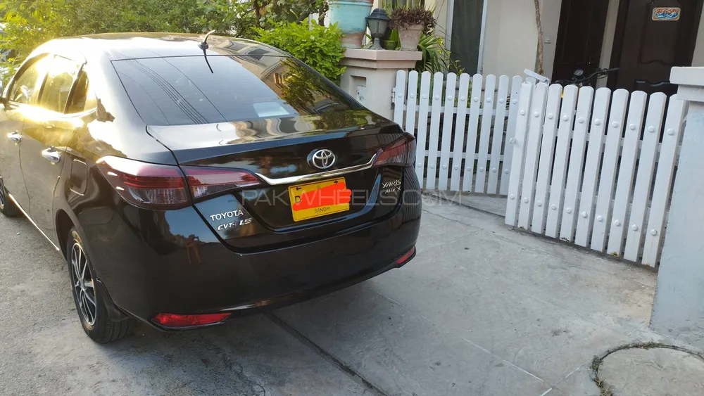 Toyota Yaris Sedan 2020 for Sale in Lahore Image-1