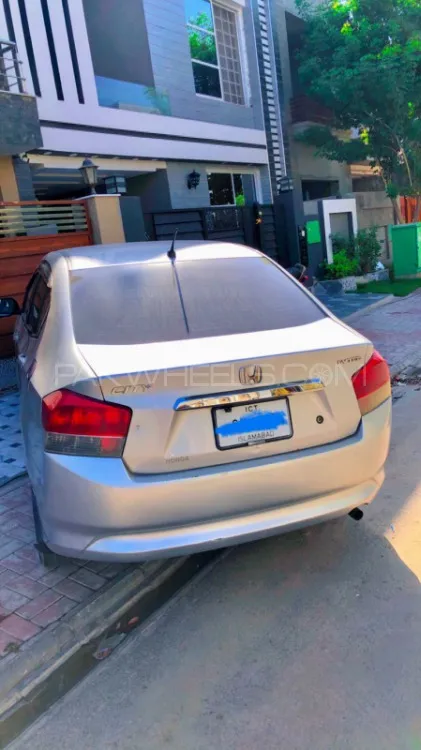 Honda City 2011 for Sale in Lahore Image-1