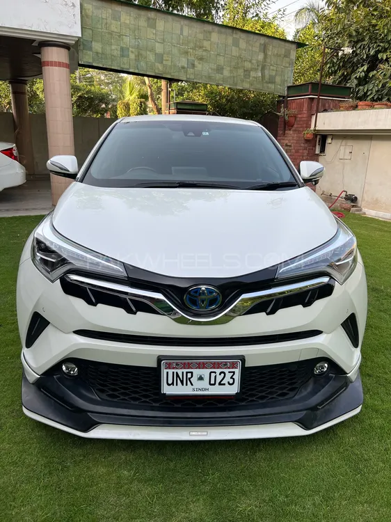 Toyota C-HR 2018 for Sale in Lahore Image-1