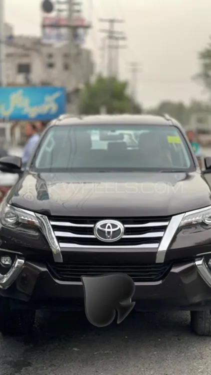 Toyota Fortuner 2018 for Sale in Lahore Image-1