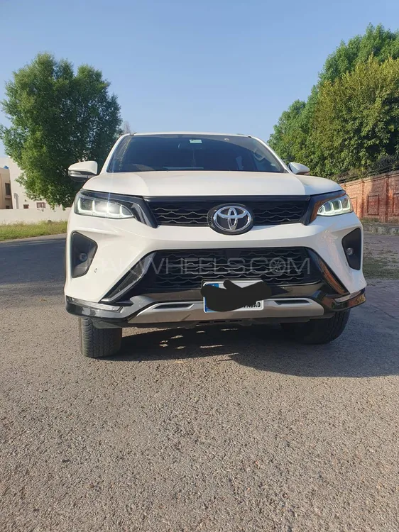 Toyota Fortuner 2022 for Sale in Sialkot Image-1