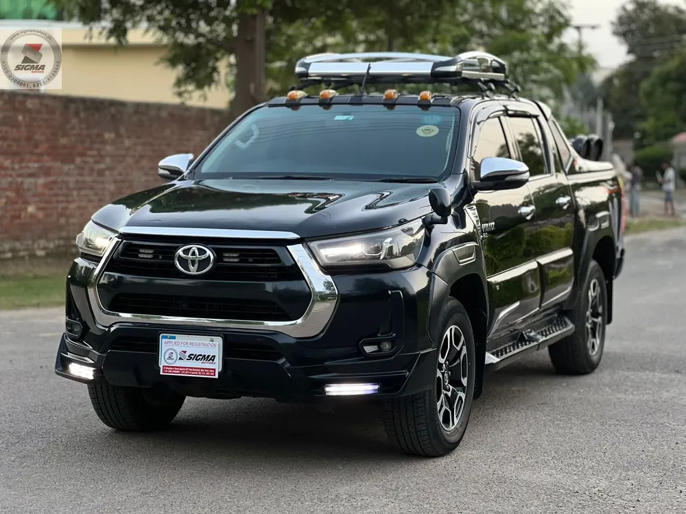 Toyota Hilux 2015 for Sale in Lahore Image-1