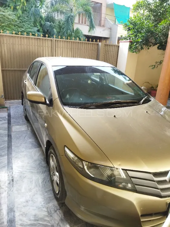 Honda City 2011 for Sale in Lahore Image-1