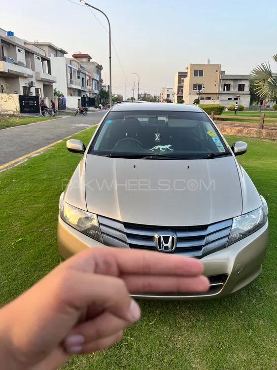 Honda City 2011 for Sale in Lahore Image-1