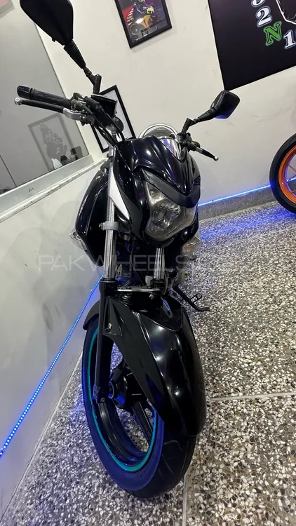 Suzuki Inazuma 2013 for Sale Image-1