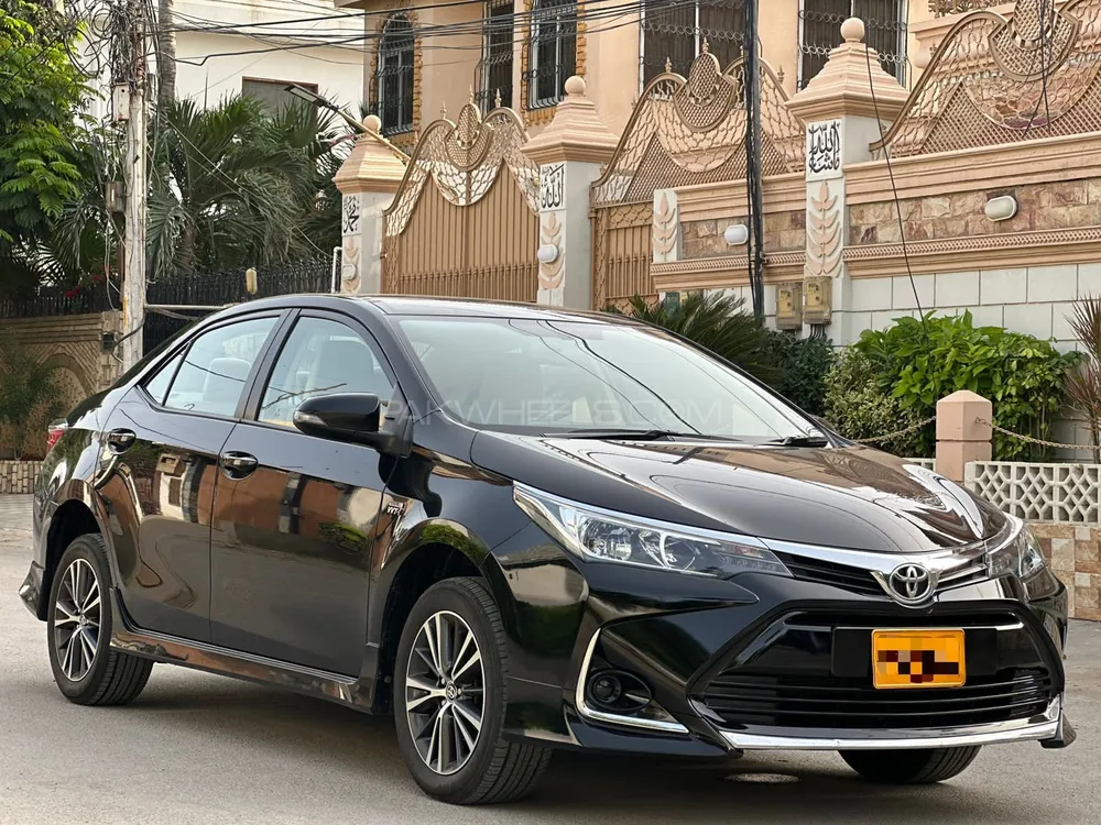 Toyota Corolla 2021 for Sale in Karachi Image-1