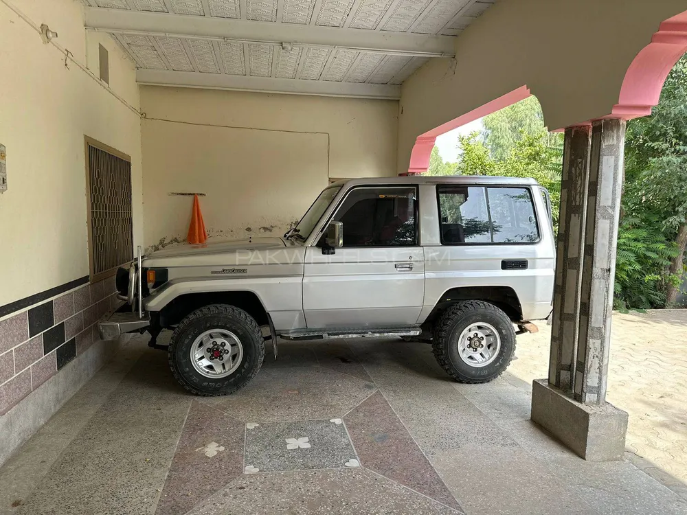Toyota Land Cruiser 1987 for Sale in Peshawar Image-1