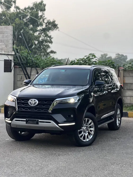 Toyota Fortuner 2022 for Sale in Lahore Image-1