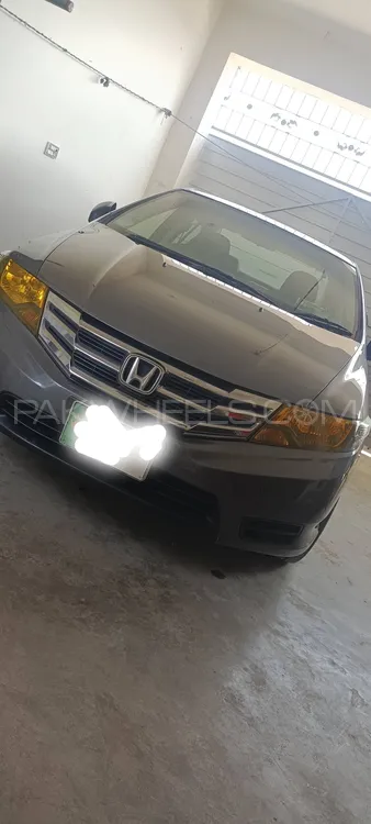 Honda City 2016 for Sale in Faisalabad Image-1