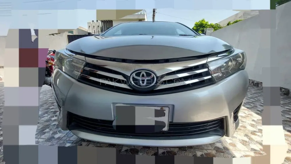 Toyota Corolla 2015 for Sale in Lahore Image-1
