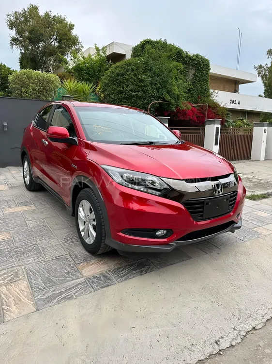 Honda Vezel 2016 for Sale in Gujranwala Image-1