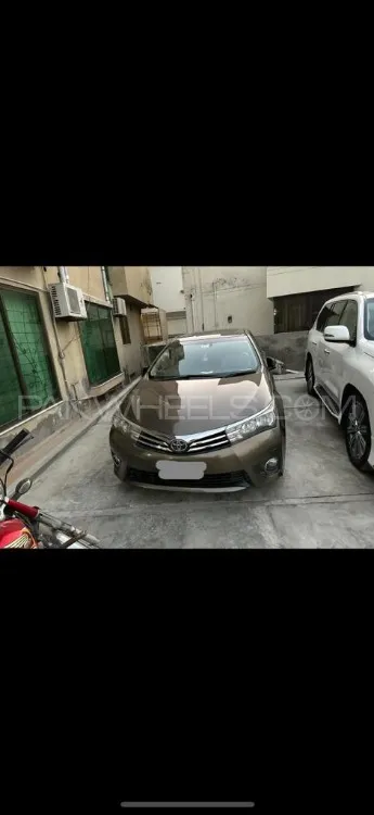Toyota Corolla 2017 for Sale in Lahore Image-1