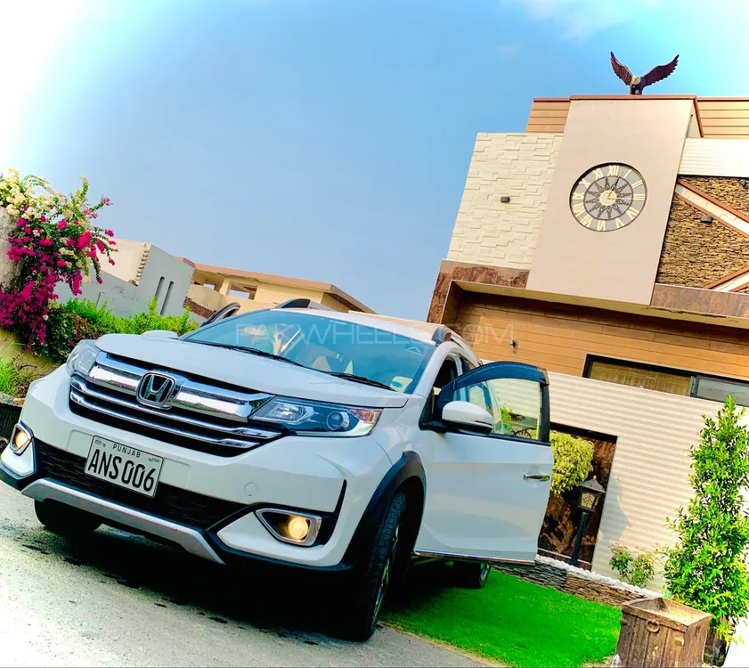 Honda BR-V 2021 for Sale in Lahore Image-1