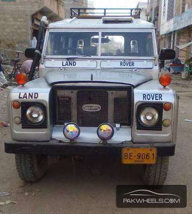 Land Rover Defender 1978 for Sale in Karachi Image-1