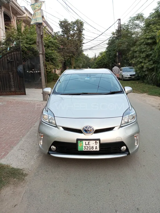 Toyota Prius G Touring Selection Leather Package 1.8 2014 for sale in ...