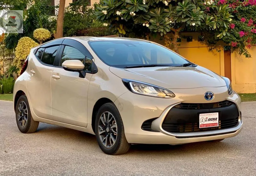 Toyota Aqua 2021 for Sale in Lahore Image-1
